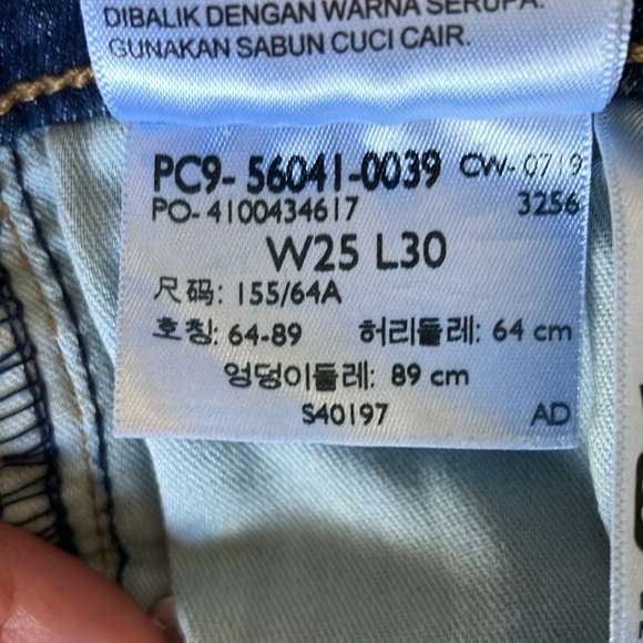 Levi’s skinny jeans size 25 - Picture 6 of 6